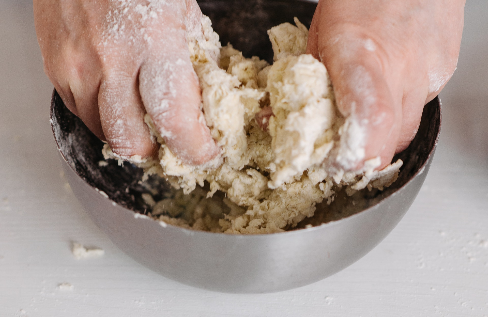 Witte yoghurtdonuts ZONDER gist: het klassieke gistdeeg maak ik niet meer, dit recept regeert al 10 jaar bij ons thuis!