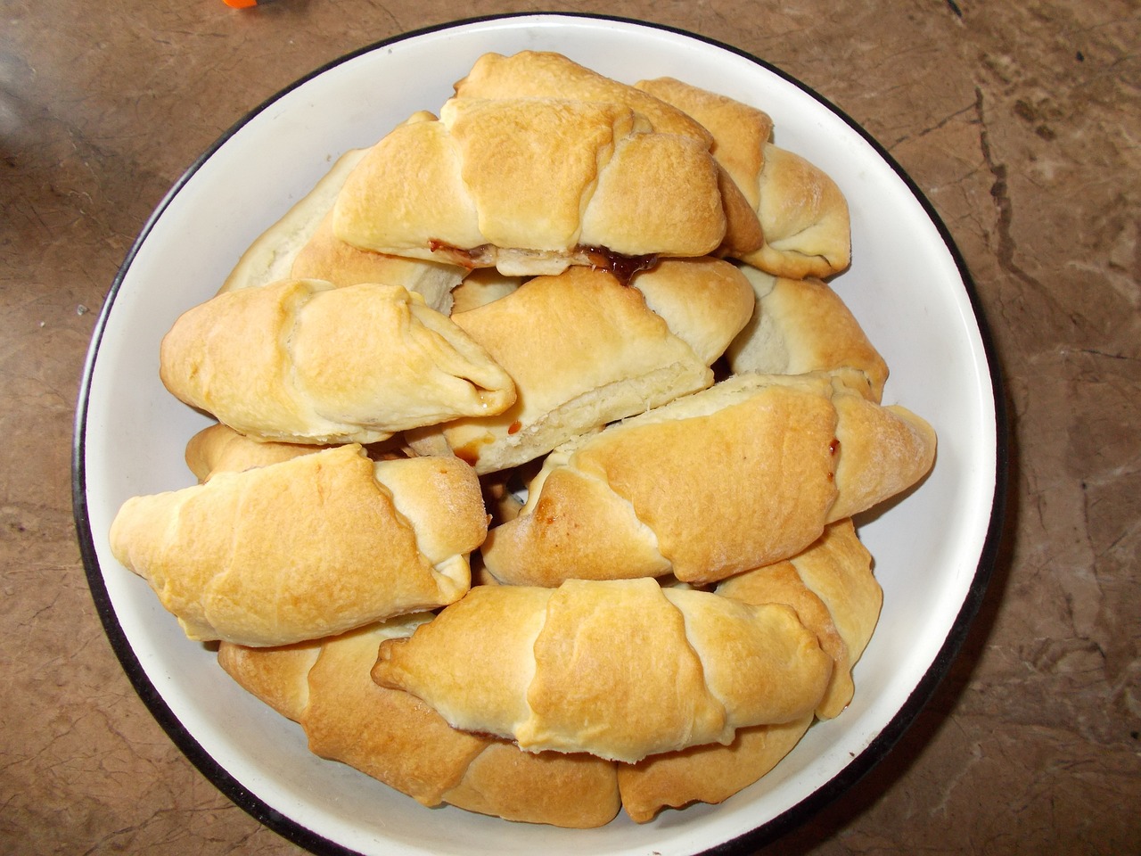 Ik bewaak dit recept in mijn familiekookboek als een diamant: de beste 1 ei cheesecake rolletjes - niet rijzen, smaken als een miljoen!