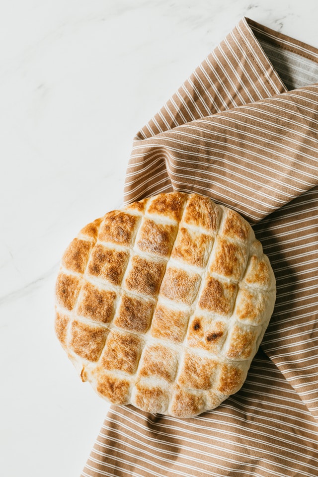 FAKE BREAD in 10 minuten - Geen oven: dit is de lekkerste vervanging voor gebakken goederen die ik ooit heb gegeten!