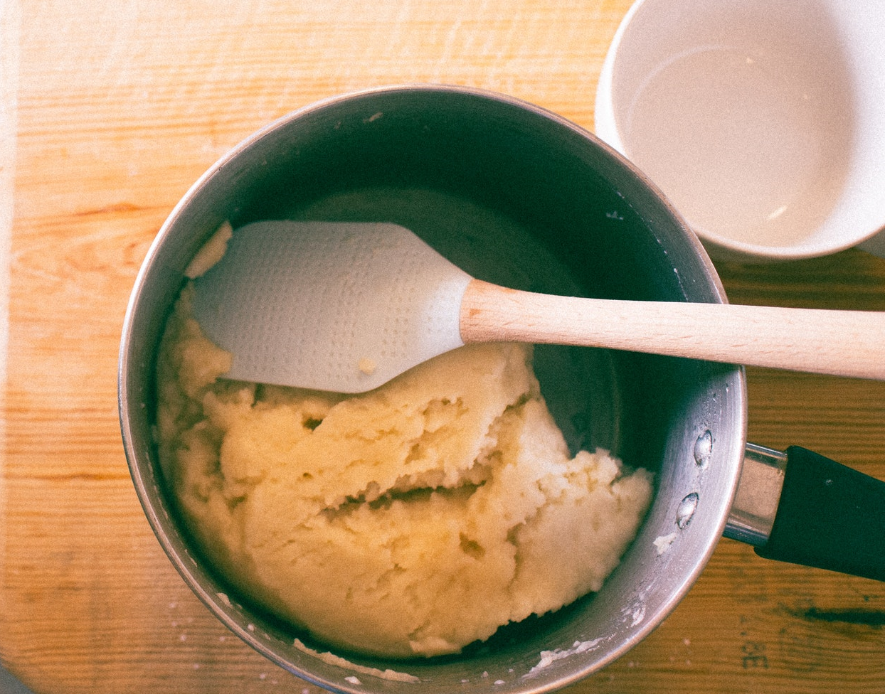 Zachte Moravische cakes die geen minuut rijzen: Ik raad iedereen aan om de batch te verdubbelen, het deeg is geweldig!