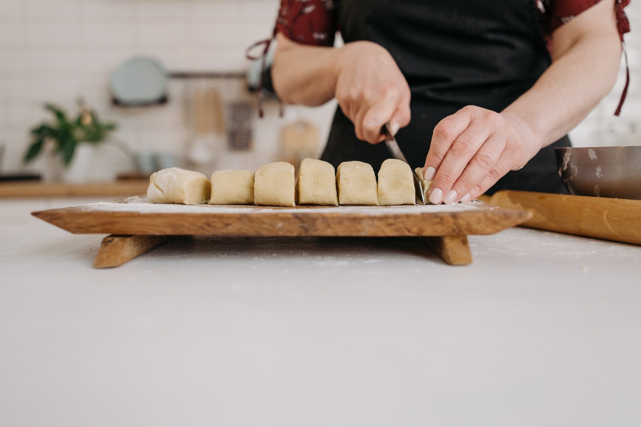 Als je aardappelen in huis hebt, probeer dan dit originele recept: Beter dan friet en je hebt maar 2 ingrediënten nodig!