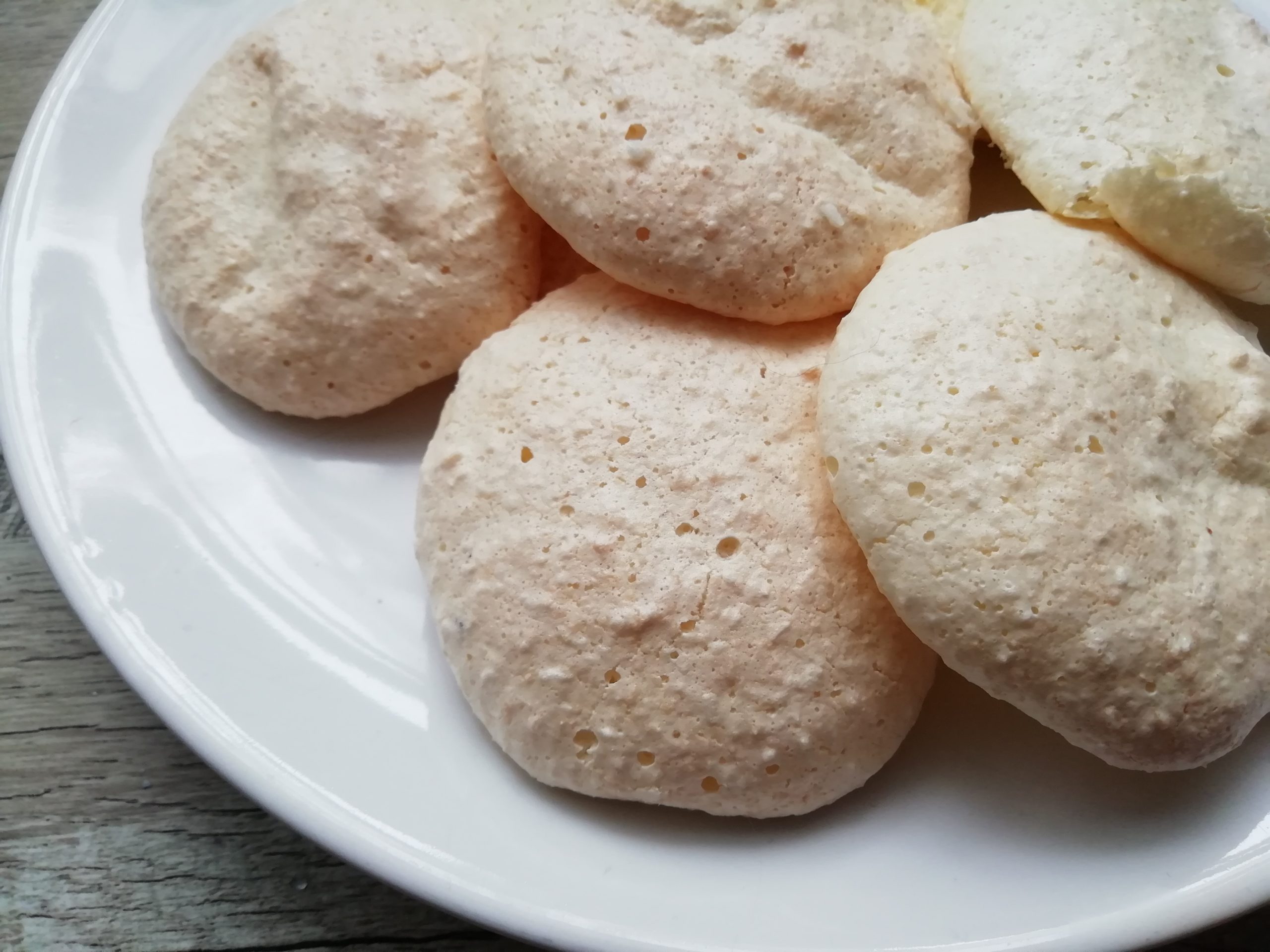 Ik kook geen pudding meer van poeder, dit is absoluut fantastisch: romige verleiding in potjes, de kinderen zijn er dol op!