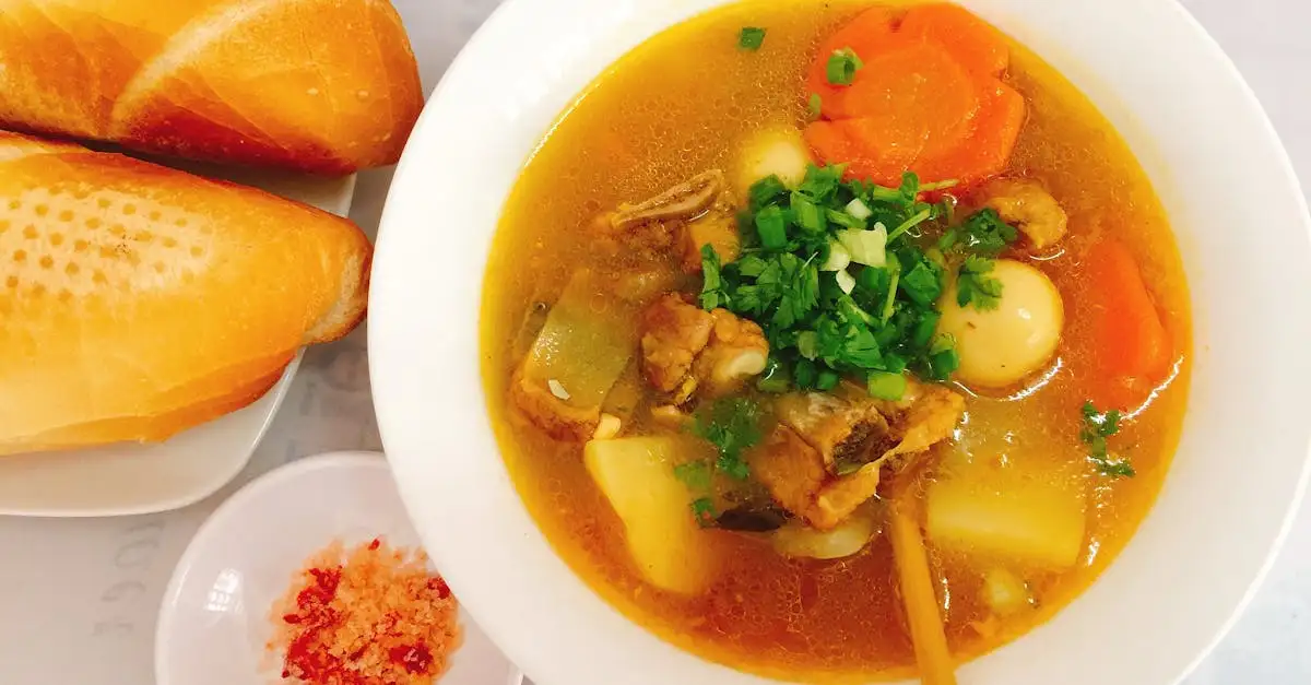 Groentesoep met balletjes & vermicelli | Heerlijk recept